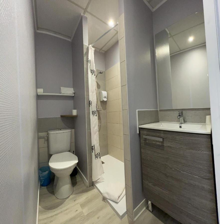 Hotel Le Petit Logis à Beaumont-en-Véron Extérieur photo